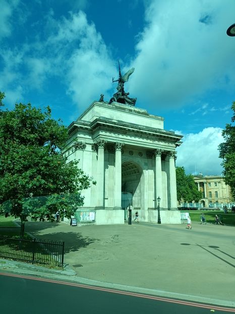 IMG20240803102950 - 10 Londra