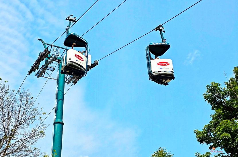 Chairlift - MONT TREMBLANT - QC