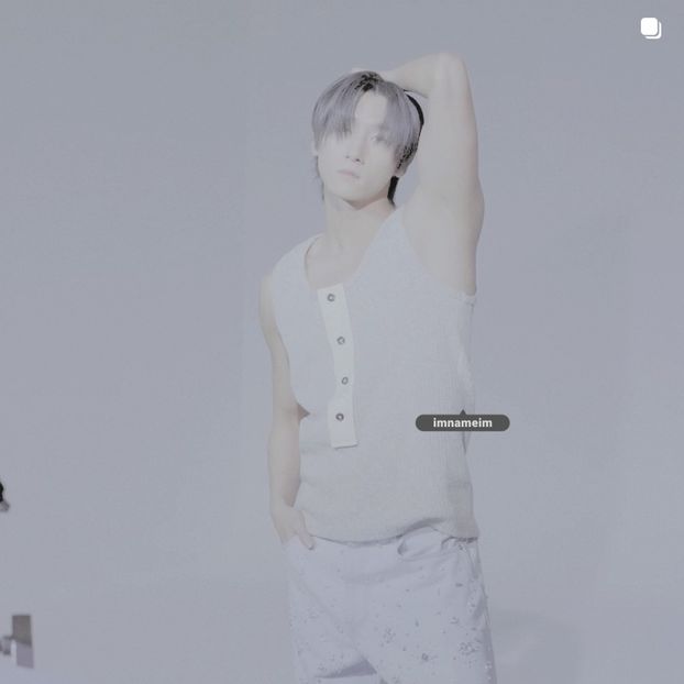 11.08.⠀⠀⠀ ✦ ꯭໋ 熱 t̟e̟n̟d̟e̟r̟♡uoᴉʇɔǝɟɟɐ. ̵ׄ ❵ - Mirrored Blind Playin