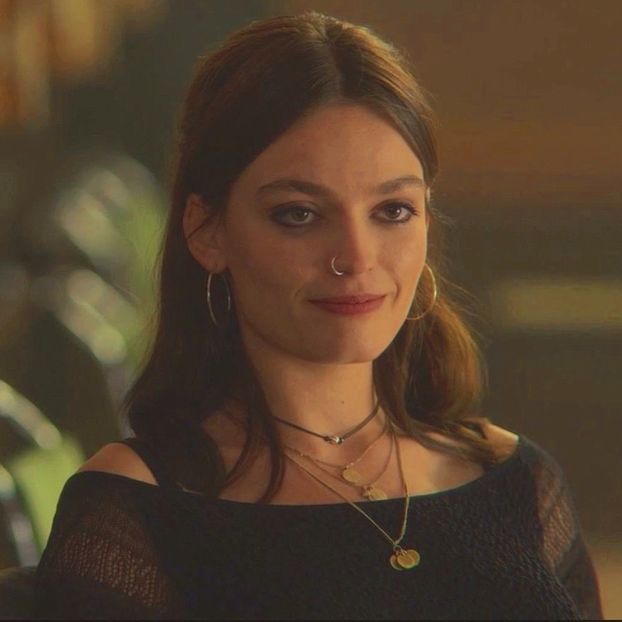 Maeve Wiley︴Sx Education for ºั♡. Maktub. - If I cannot reach you let my song teach you