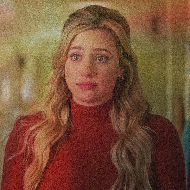 • Complicated got Betty Cooper. - when i see you on those streets