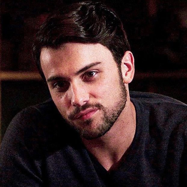 • crawlingback2me got Connor Walsh. - when i see you on those streets