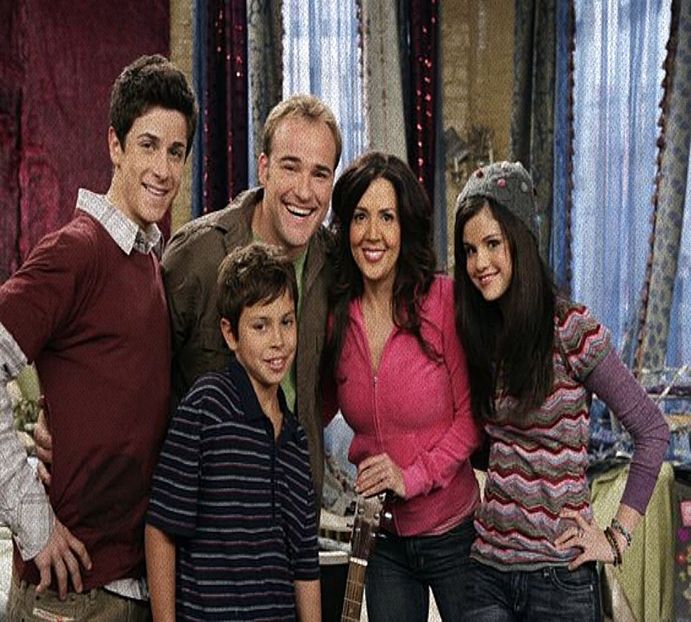 12 I sleepsong got Wizards Of Waverly Place. - Traveling in time