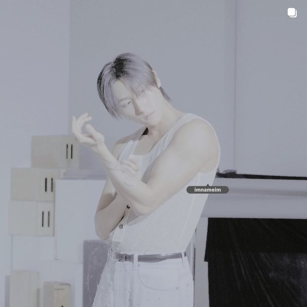 16.08.⠀⠀⠀ ✦ ꯭໋ 熱 t̟e̟n̟d̟e̟r̟♡uoᴉʇɔǝɟɟɐ. ̵ׄ ❵ - Mirrored Blind Playin