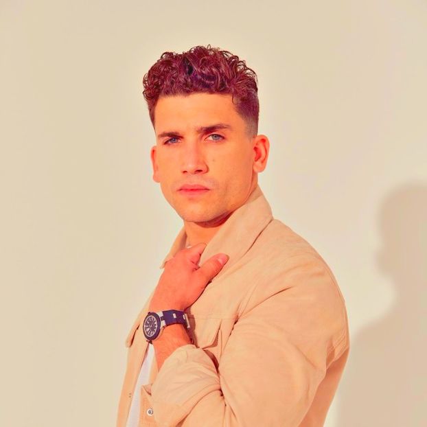 • Nightingale got Jaime Lorente. - when i see you on those streets