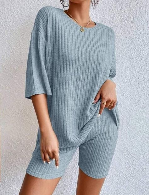  - Set bluza si jambiere de dama