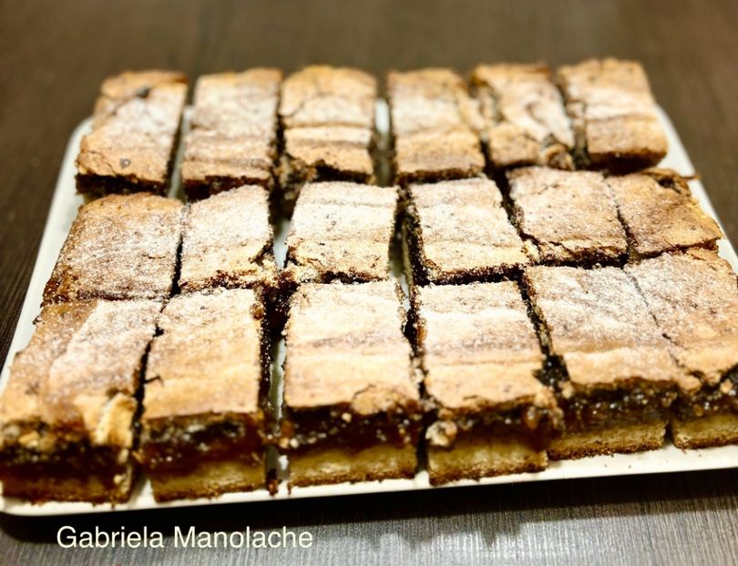  - Prăjitură cu smochine și bezea