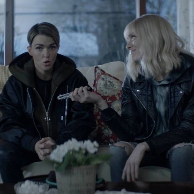 •┇—ⴵ—┇• ❝Noul meu prieten spune ca nu e nevoie de psihiatru... cineva il intelege in sfarsit si - Eps 01 l Io e te come nelle favole