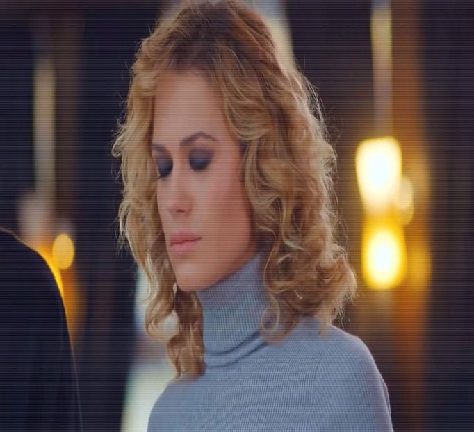 — valizele, dar tu preferi să vorbești cu pereții.. interesant.❞ Beau din pahar după această - Eps 01 l Io e te come nelle favole