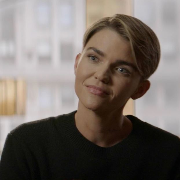 × parere, dar surad automat la ultima ei replica pentru ca mintea mea - Eps 01 l Io e te come nelle favole