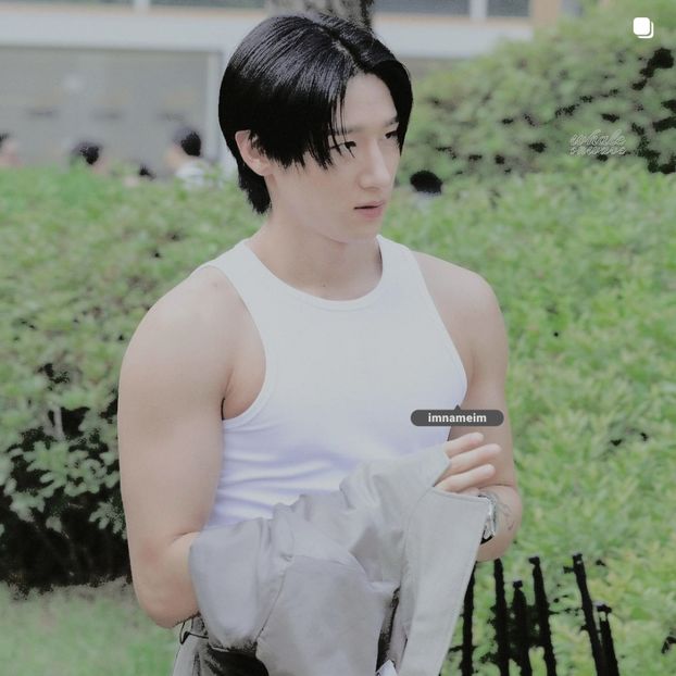 06.09.⠀⠀⠀ ✦ ꯭໋ 熱 t̟e̟n̟d̟e̟r̟♡uoᴉʇɔǝɟɟɐ. ̵ׄ ❵ - Mirrored Blind Playin