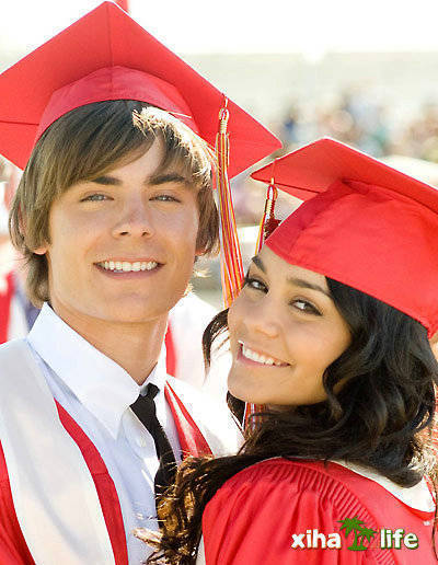 3184145 - zac efron si vanessa hungens