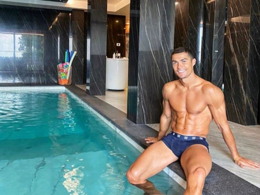 Ai văzut tu repede ca a venit una la mine, și când pleci după cocktailuri tot cu ochii la mine ești - episodul 85