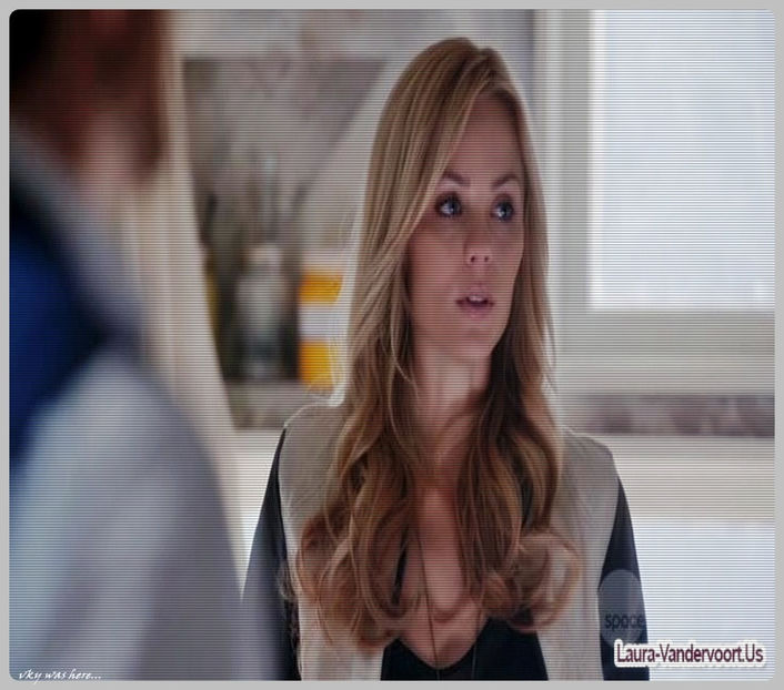 × in mana. ❝Te rog Alex... am ras si am glumit, dar nu face vreo tampenie.❞ E - Eps 01 l Io e te come nelle favole