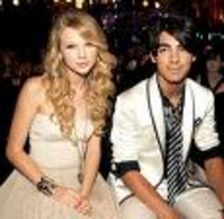 imagesCAFOP612 - tAyLoR SwIfT