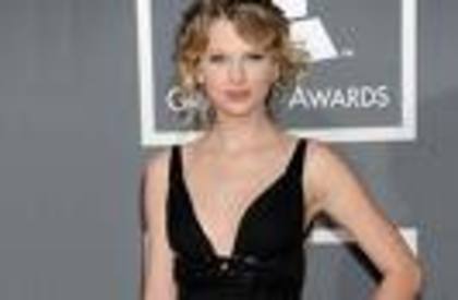 imagesCAI24SQ8 - tAyLoR SwIfT