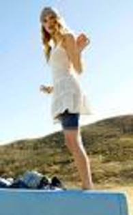 imagesCATZXRYV - tAyLoR SwIfT