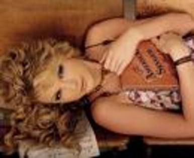 imagesCAZAZYGZ - tAyLoR SwIfT