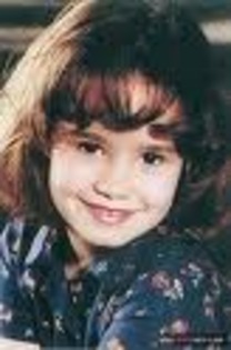 images[5] - demi lovato cand era mica