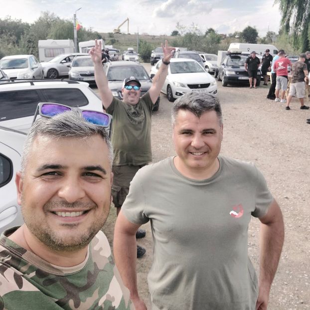 2024 - EU SI PRIETENII MEI