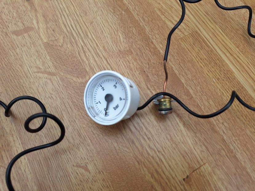  - Manometru centrala