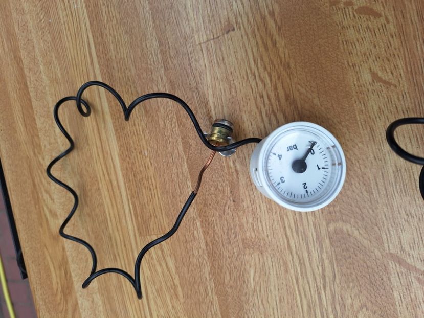  - Manometru centrala