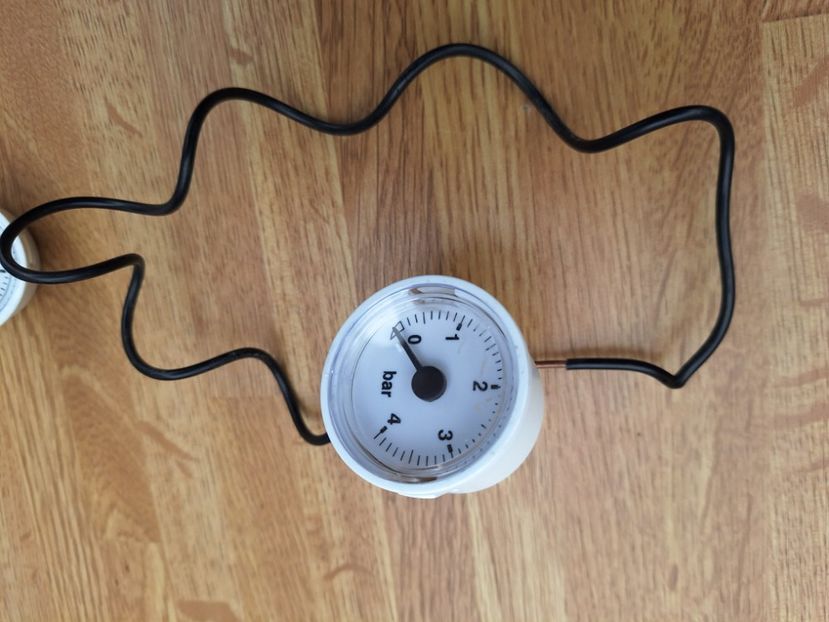 20240719_173141(0) - Manometru centrala