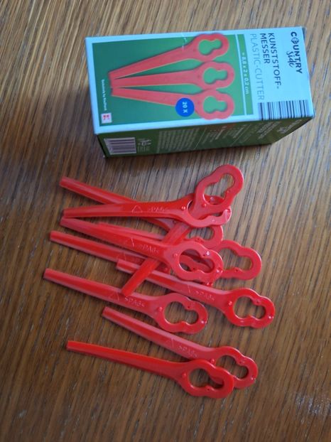 94720ff7-8a8b-4e6a-90e3-d9349bee7456 - Cutite trimer