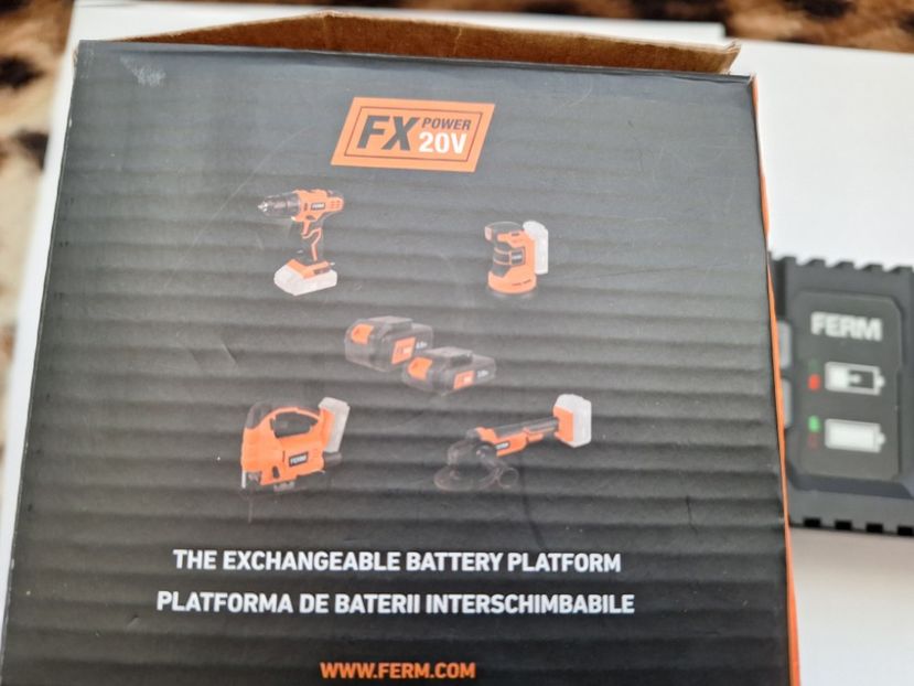  - Incarcator Ferm 20V model 1