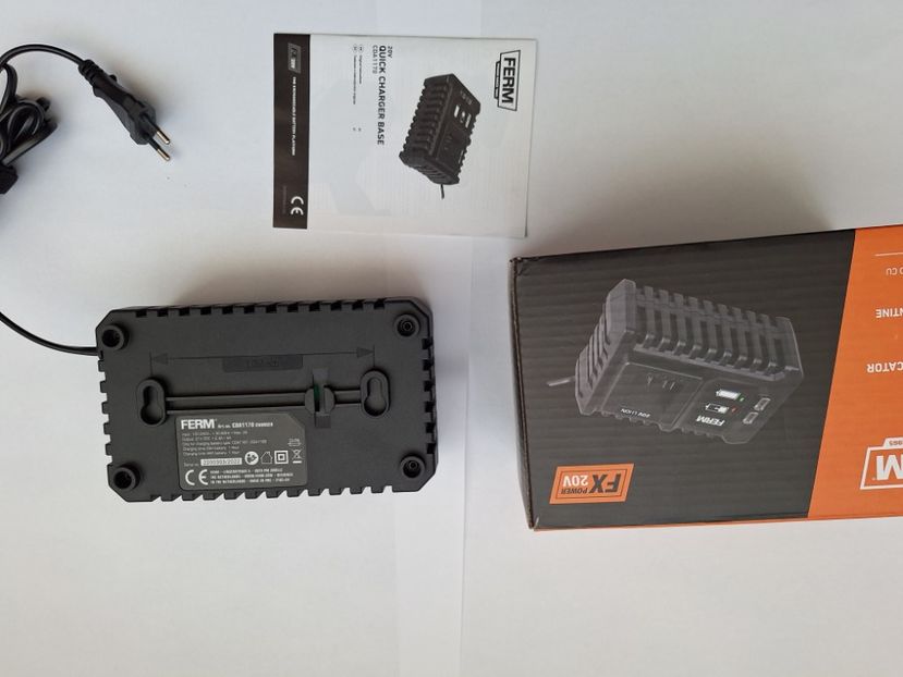  - Incarcator Ferm 20V model 1