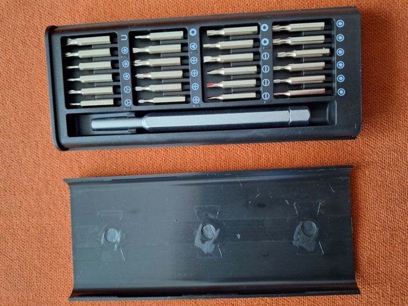  - Trusa surubelnite cu biti