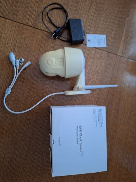 42abc07b-cc98-4867-b699-e82df374e29a - camera