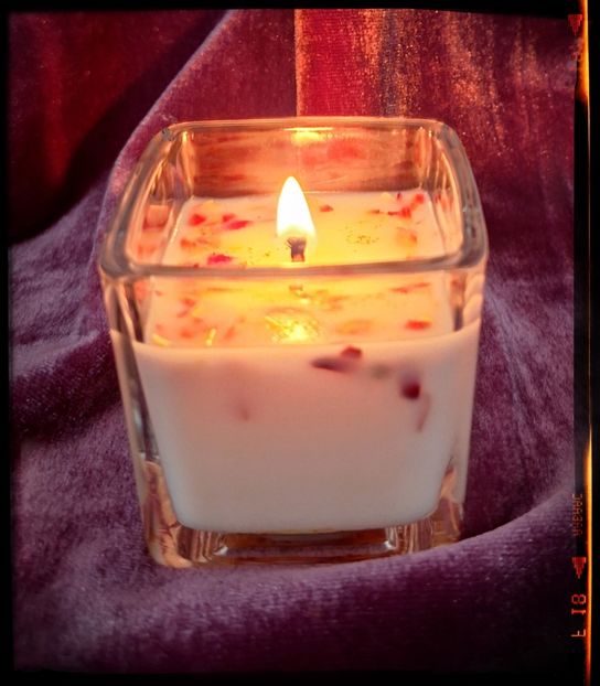  - AA Lumânari parfumate