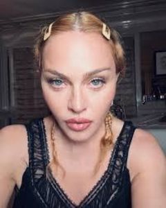  - Barbie Alege