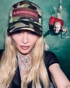  - Barbie Alege