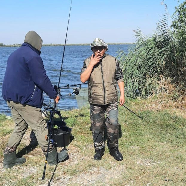  - EU SI PRIETENII MEI