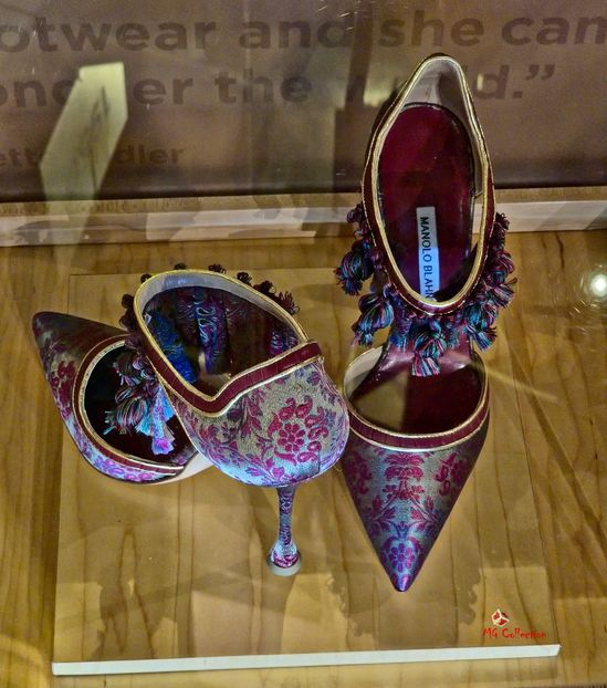Bata Shues Museum in Toronto 6 - A - DECO ART - CANADA