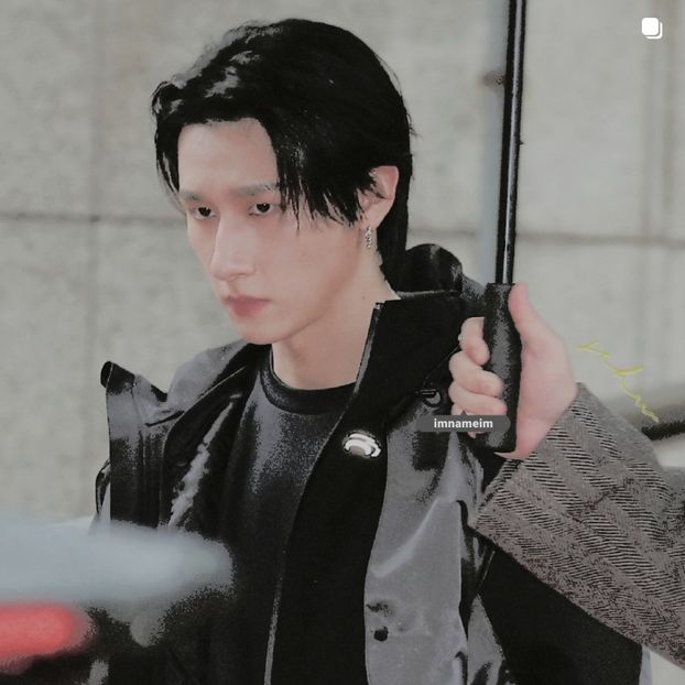 03.10.⠀⠀⠀ ✦ ꯭໋ 熱 t̟e̟n̟d̟e̟r̟♡uoᴉʇɔǝɟɟɐ. ̵ׄ ❵ - Mirrored Blind Playin