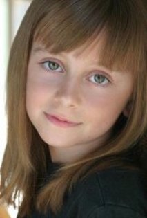 u (37) - allisyn ashley arm