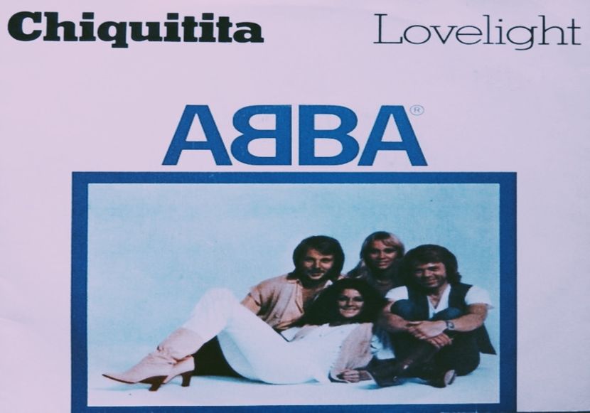 ♥ iMysticFalls got Chiquitita ( 5 ) ♥ - i d like a cheeseburger please large fries and a Cosmo - CB