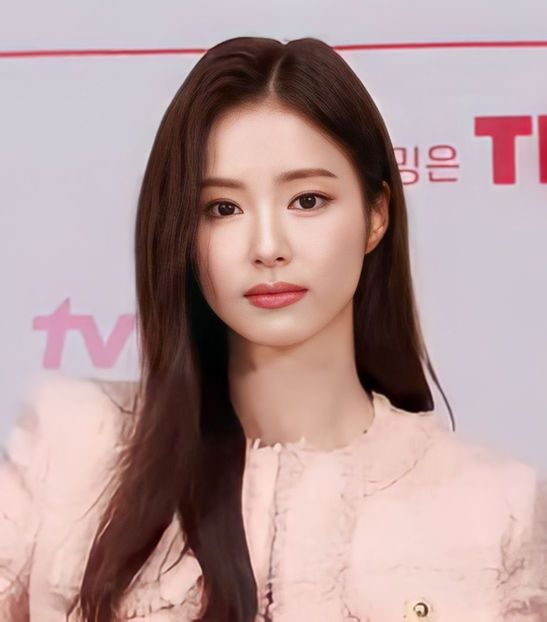 Shin_Se-kyung 29.07.1990 - Joseon - Rookie historian Goo Hae Ryung