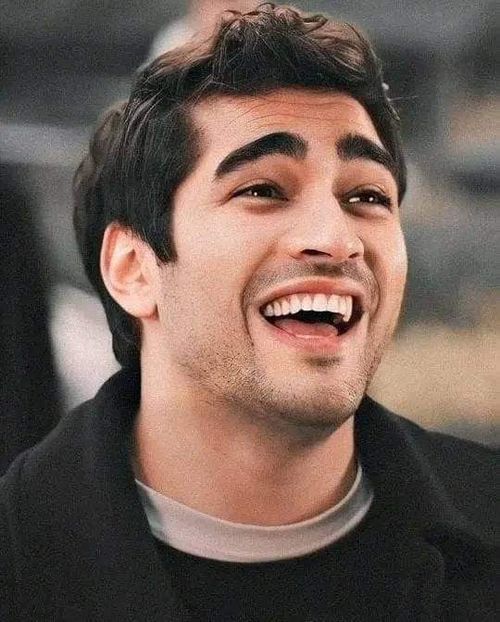 - Mert Ramazam Demir - Ferit Kohran - a escolhida