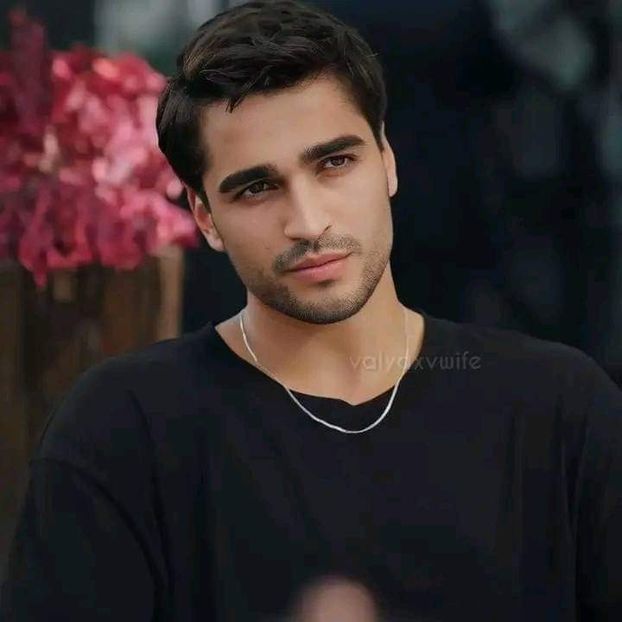  - Mert Ramazam Demir - Ferit Kohran - a escolhida