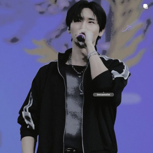 14.10.⠀⠀⠀ ✦ ꯭໋ 熱 t̟e̟n̟d̟e̟r̟♡uoᴉʇɔǝɟɟɐ. ̵ׄ ❵ - Mirrored Blind Playin