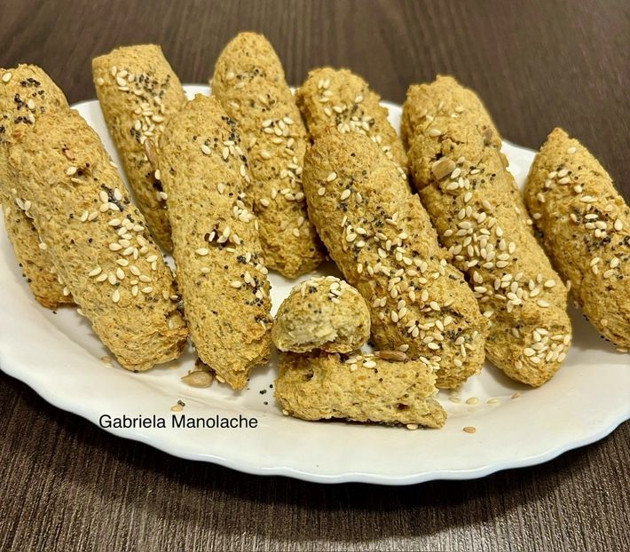  - Sărățele din năut și cascaval