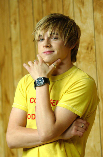 Jesse-jesse-mccartney-34401_394_600 - Jesse McCartney