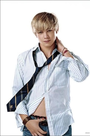 jesse-mccartney-sexy-00023b