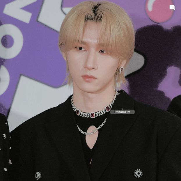 25.10.⠀⠀⠀ ✦ ꯭໋ 熱 t̟e̟n̟d̟e̟r̟♡uoᴉʇɔǝɟɟɐ. ̵ׄ ❵ - Mirrored Blind Playin