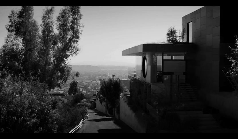 ⸺⸺⸺⸺⸺⸺⸺⸺⸺⸺ - Accidental guest in dreadful body