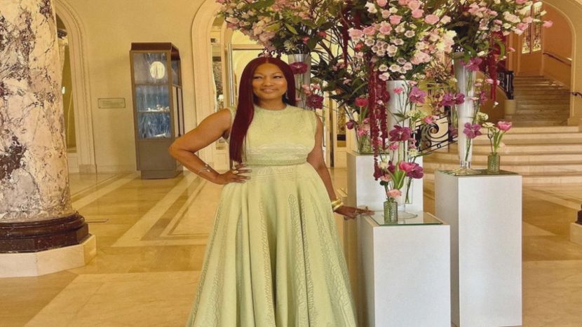 　　ɢᴀʀᴄᴇʟʟᴇ ʙᴇᴀᴜᴠᴀɪs, αℓωαуѕ яєα∂у тσ ρυт ρєσρℓє ιи тнєιя ρℓα¢є | ˢᵉᵃˢᵒⁿˢ 10-14 - just raise your glasses high - this one is for you tonight